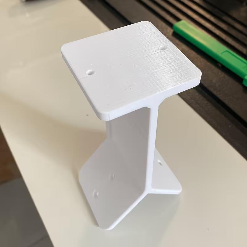 1 supporto angolare per il mon - Eufy Camera S340 recensione e prezzo